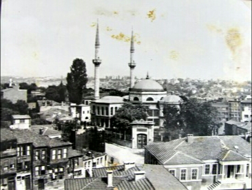 Ad: 1850 ler Hırkai serif cami.jpg
Gösterim: 589
Boyut: 87.2 KB Ad: 1850 ler Hırkai serif cami.jpg
Gösterim: 589
Boyut: 87.2 KB