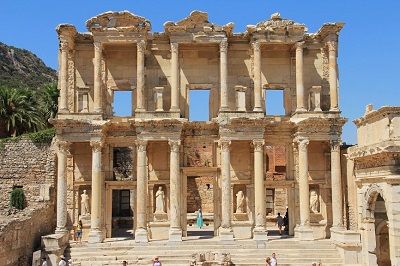 Ad:  Efes_antik_kenti.JPG
Gsterim: 2851
Boyut:  34.2 KB