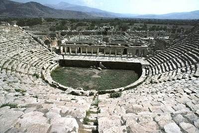 Ad:  Aphrodisias_Antik_Tiyatro.JPG
Gsterim: 2310
Boyut:  37.4 KB