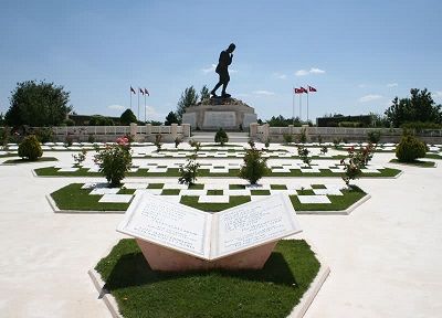 Ad: Başkomutan Tarihi Milli Parkı.JPG
Gösterim: 2177
Boyut: 24.1 KB