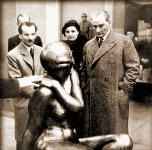 Ad: Atatürk ve sanat.JPG
Gösterim: 8033
Boyut: 20.7 KB