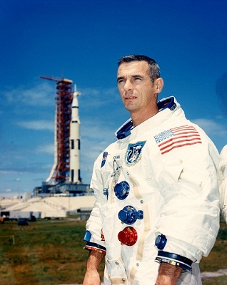 Ad:  Gene_Cernan_Apollo_10_official.jpg
Gsterim: 436
Boyut:  46.7 KB