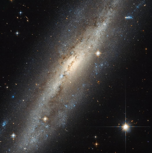 Ad:  NGC7640.jpg
Gsterim: 1385
Boyut:  84.0 KB