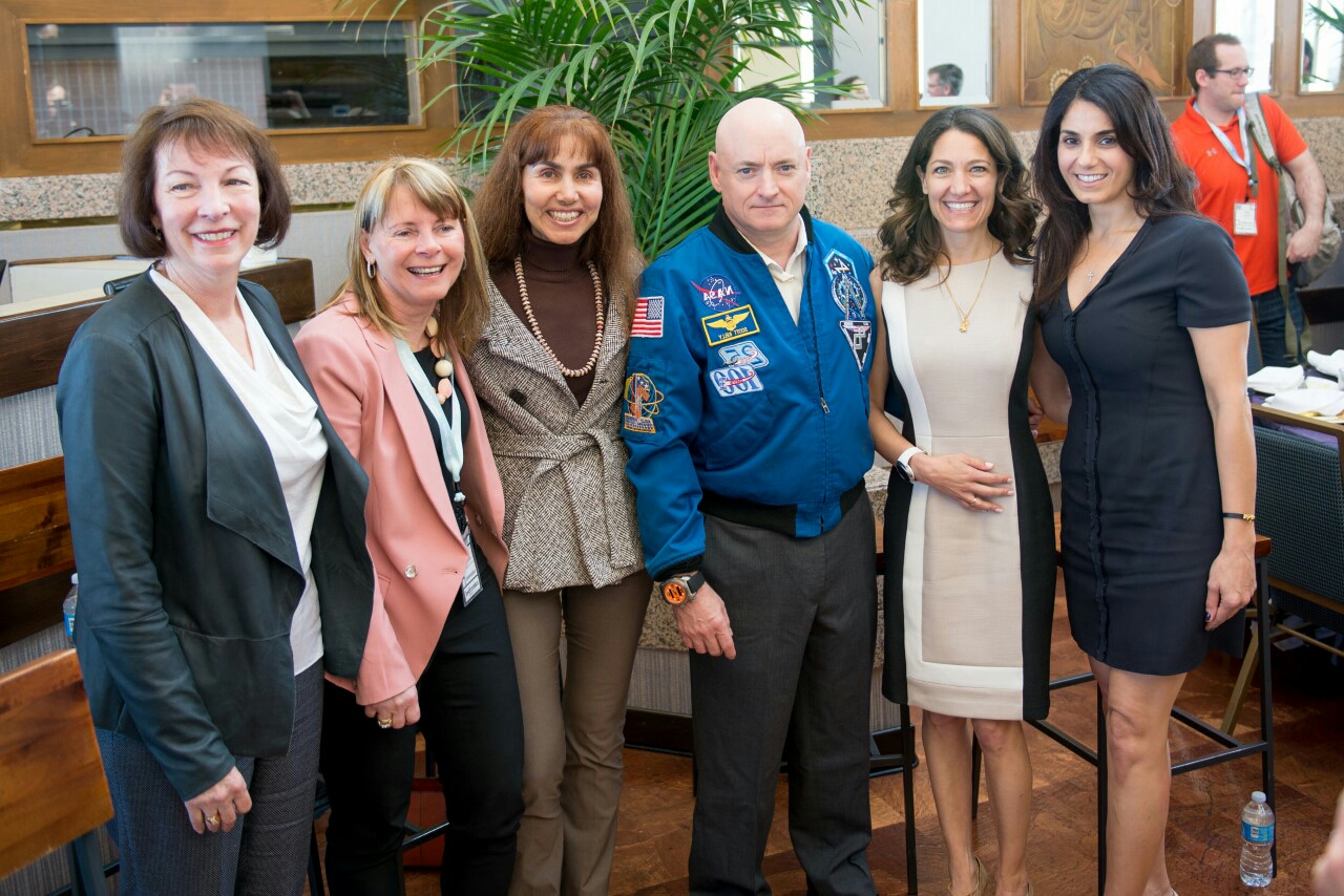 Ad:  magdalena yeil.jpg
Gsterim: 1156
Boyut:  723.5 KB