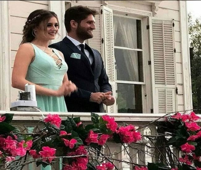 Ad: Gizem Karaca -4.jpg
Gösterim: 834
Boyut: 75.5 KB