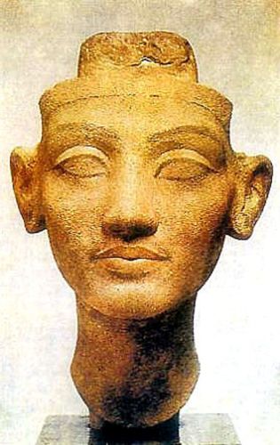 Ad:  Nefertiti.jpg
Gsterim: 1355
Boyut:  62.9 KB