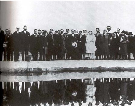 Ad:  atatrk.JPG
Gsterim: 641
Boyut:  37.6 KB