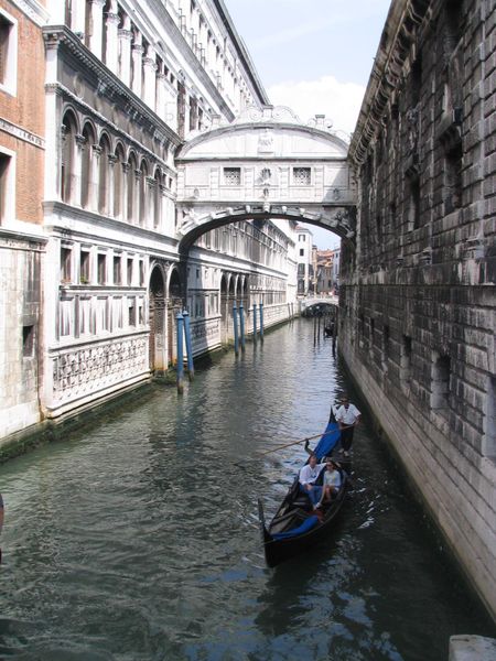 Ad:  450px-Pontedisospiri.jpg
G�sterim: 530
Boyut:  67.9 KB