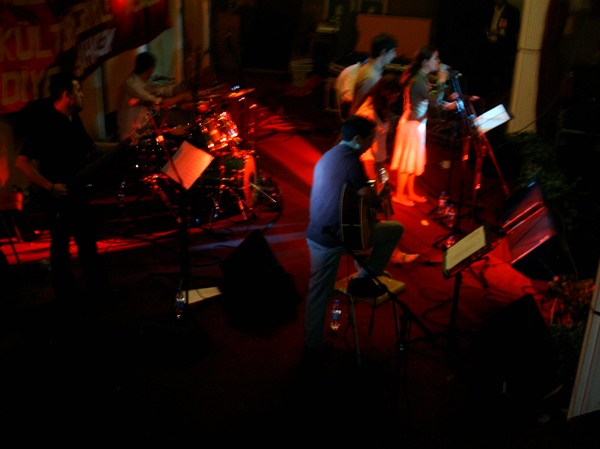 Ad: 20061029_Liege.jpg
Gösterim: 1150
Boyut: 182.2 KB